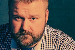 Robert Kirkman ammette: George R.R. Martin è più spietato di lui