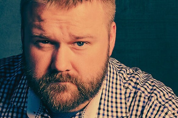 Robert Kirkman ammette: George R.R. Martin è più spietato di lui