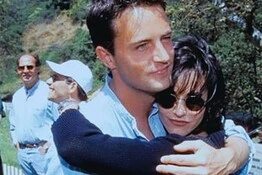 Friends, Matthew Perry bloccò una storyline che avrebbe stravolto tutto