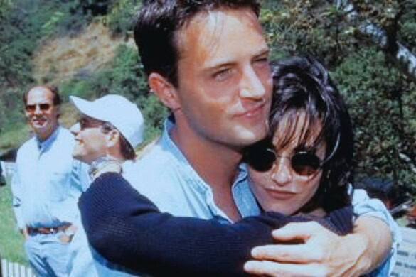 Friends, Matthew Perry bloccò una storyline che avrebbe stravolto tutto
