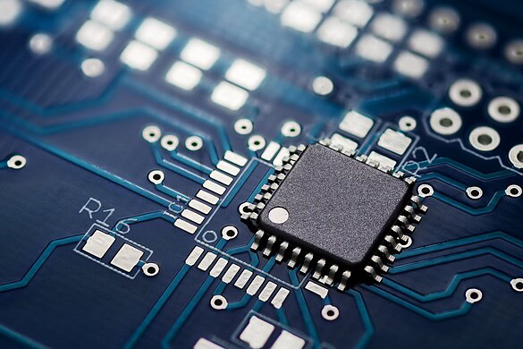 Chip di memoria alle stelle per l’AI: smartphone e reti pagano il conto