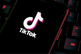 TikTok è invaso dall’AI: quasi 6 video su 10 sono generati così