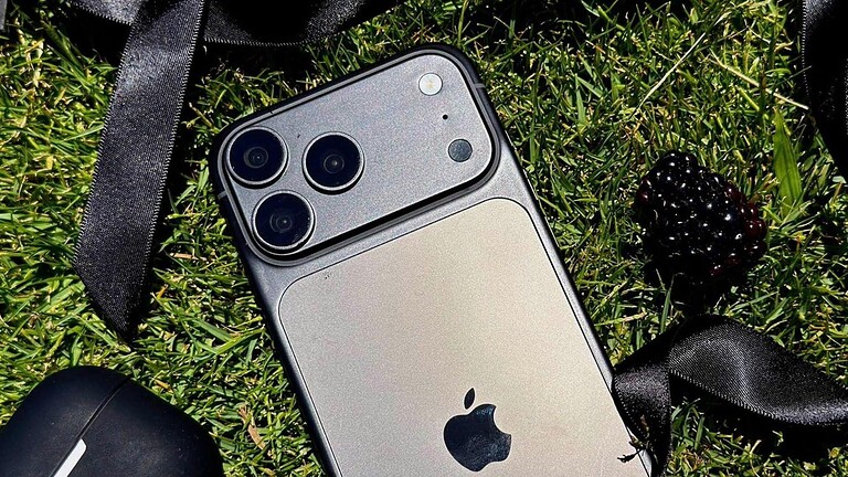 iPhone 18 Pro, nuove foto in alta definizione sul web: ecco i colori