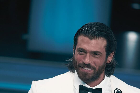 Can Yaman senza filtri: “Ho perso molti amici per la fama”
