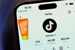 TikTok, le creme solari sotto attacco: pochi video ma virali e pericolosi