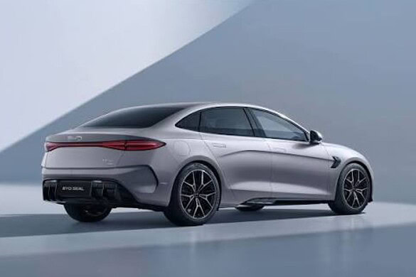 BYD vuole diventare un marchio europeo: produzione locale e nuova ibrida plug-in