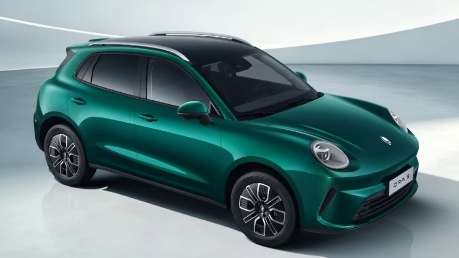 GWM Ora 5 arriva in Italia: crossover cinese da 26.950 euro