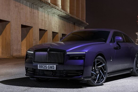 Rolls-Royce Spectre, il coupé elettrico da 400.000 euro che conquista i 35enni