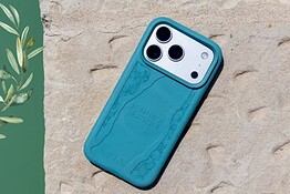 Cover per smartphone dagli ulivi distrutti dalla Xylella: nasce Olive Matter