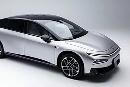 Xpeng P7+ arriva in Italia: prezzi, autonomia e ricariche incluse