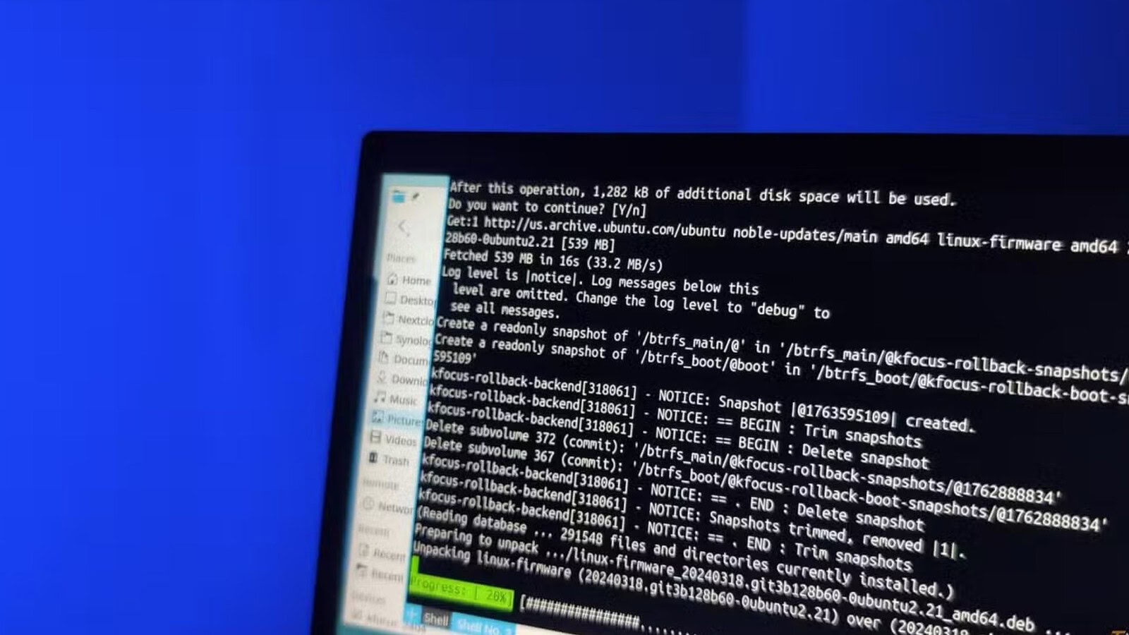 Subleq+, la distro Linux pensata per resistere mille anni