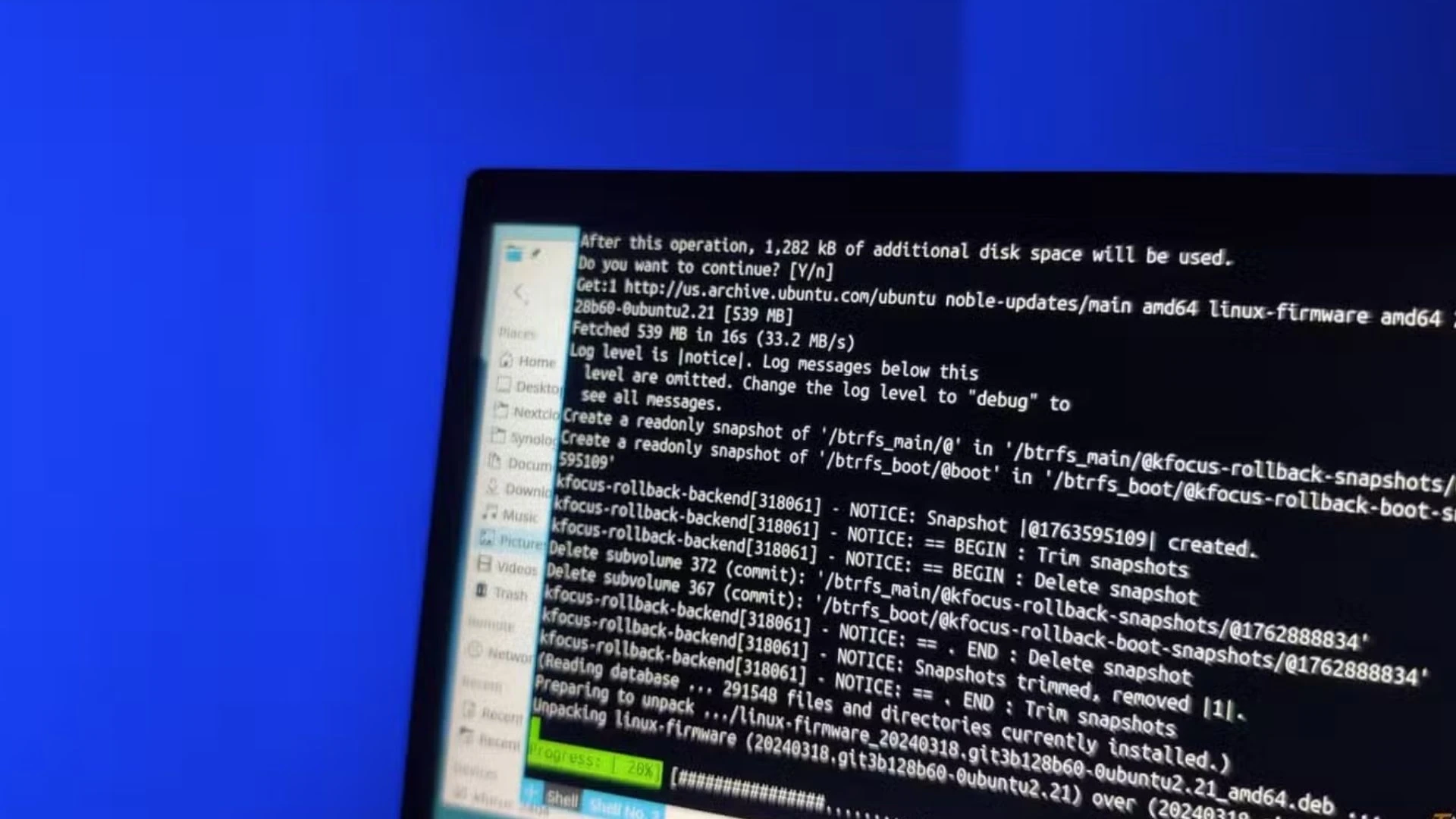 Subleq+, la distro Linux pensata per resistere mille anni