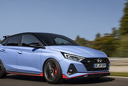 Hyundai i20 N torna in pista: la sportiva a benzina che sfida le elettriche