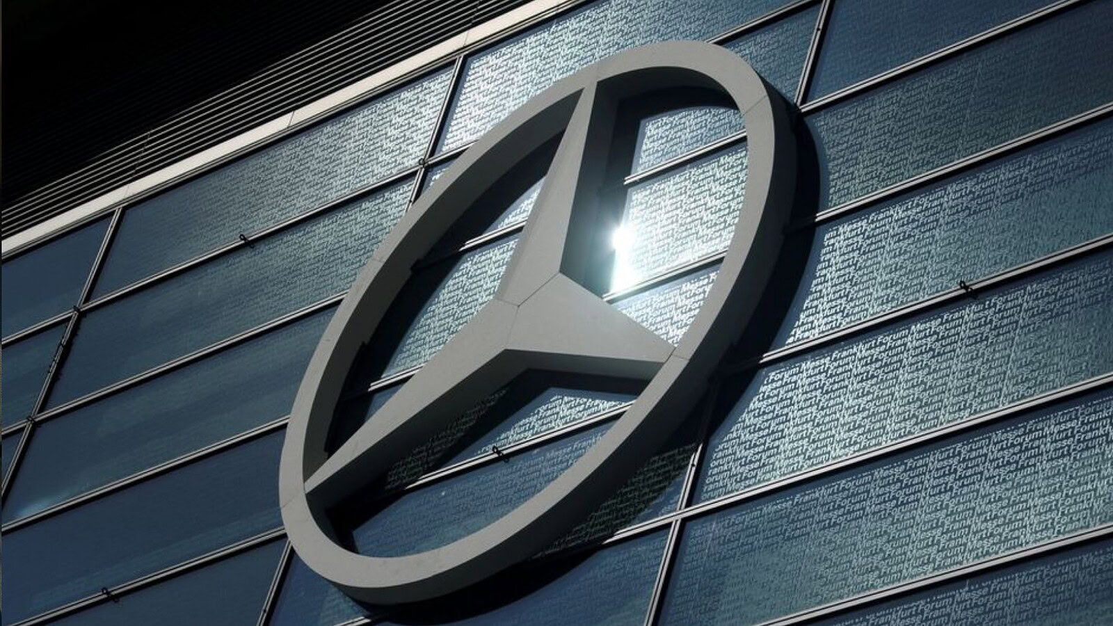Mercedes vuole tornare alle 40 ore: "La Germania è al punto di rottura"