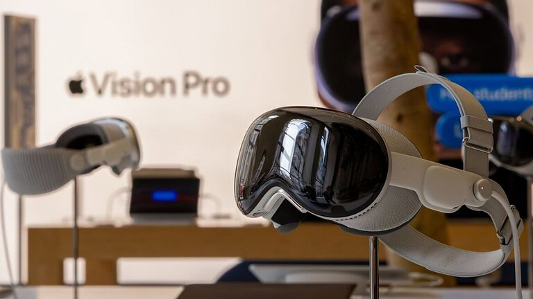 OpenAI strappa ad Apple Paul Meade, il papà del Vision Pro