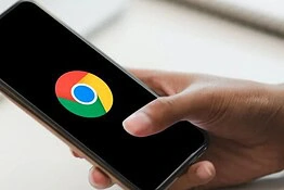 Google Chrome testa la ricerca con AI Mode al posto dei link blu
