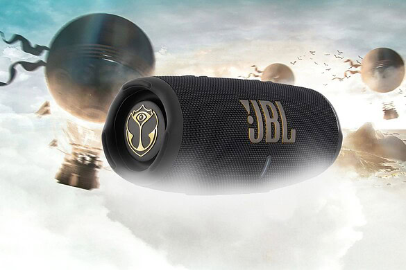JBL porta due fortunati a Tomorrowland 2026: come partecipare al concorso