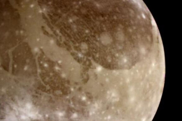 Ganimede sorprende: un oceano nascosto e un riscaldamento inatteso