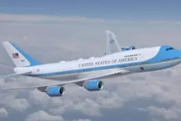 Air Force One, hangar da 322 milioni: il nuovo aereo è troppo grande