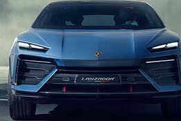 Lamborghini contro Ferrari Luce: Winkelmann difende lo stop all’elettrico