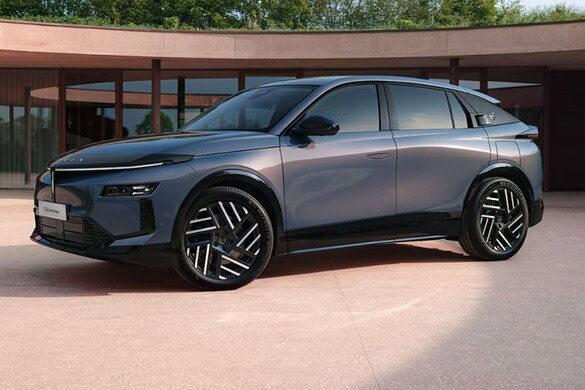 Lancia Gamma, DS N°7 e Peugeot 3008: stesso pianale, anime diverse