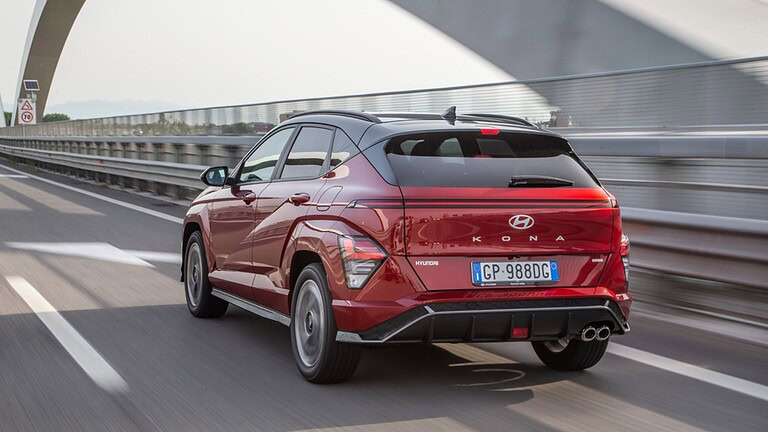Hyundai KONA seconda gen: design Seamless Horizon Lamp e 10 colori EV
