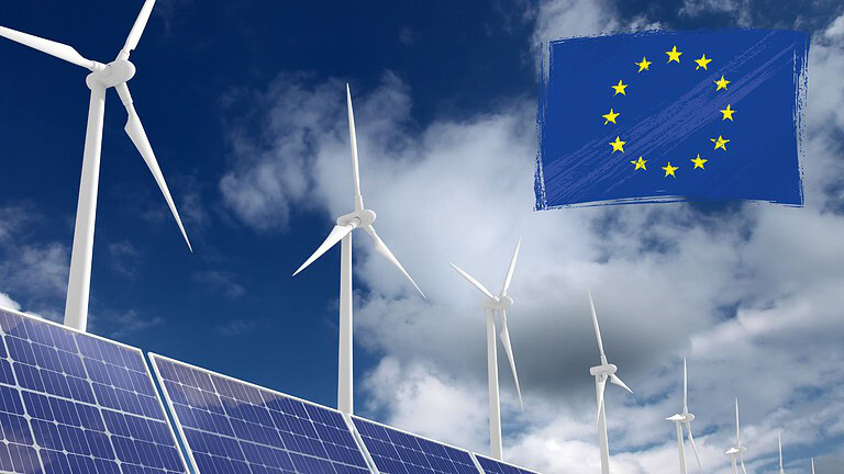 Rinnovabili, via libera UE a 23 miliardi di aiuti di Stato per l'Italia