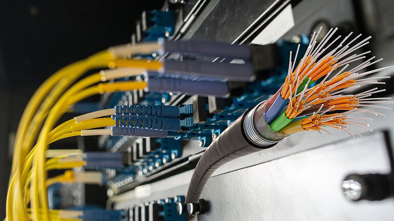 No-fibra a Fondi: vandalizzati gli armadi per finte radiazioni