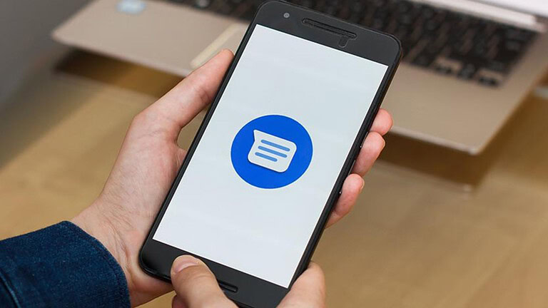 Google Messaggi smaschera le foto fake AI: ecco come funziona