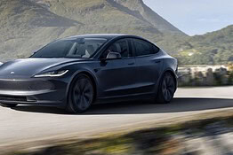 CarPlay arriva sulle Tesla? La funzione iOS 26.4 che sblocca tutto