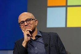 Nadella: “Conta l’ecosistema IA, non il modello scelto”