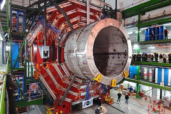 CERN, scoperta una nuova particella rara formata da quark pesanti