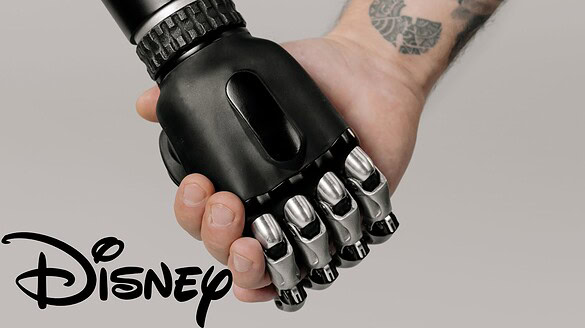 Disney, dirigente AI tratta il chatbot come un figlio: colleghi in imbarazzo