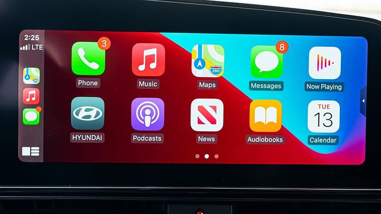 Rivian dice no a CarPlay: "L'AI lo ha reso obsoleto"