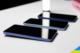 Galaxy S26 Ultra, il vetro antiriflesso è stato testato: i risultati