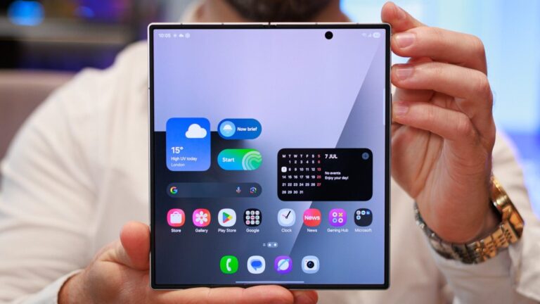 Galaxy Z Fold 8 Wide: la fotocamera che batte il Galaxy S26 Ultra