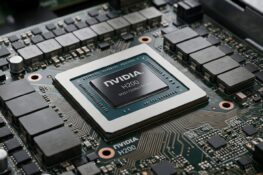 Nvidia H200 sbarca in Cina: ok ad Alibaba e Tencent, ma è già scontro