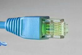 Cavi Ethernet: come sceglierli per non rallentare la tua rete