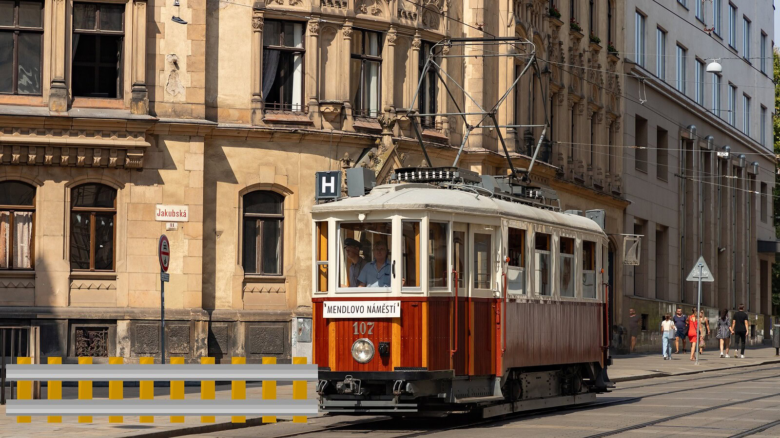 Padova, le rotaie del tram si deformano al sole: la giunta non reagisce