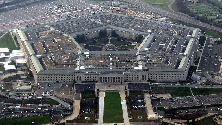 Pentagono e intelligenza artificiale: ora l'AI può attaccare per prima