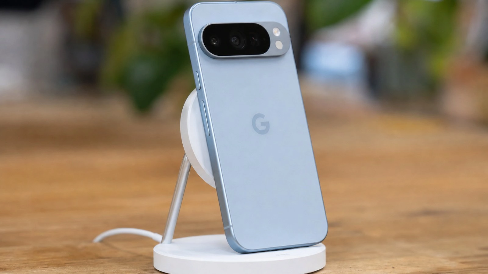 Qi2 su Android, una promessa mancata: solo Pixel 10 lo adotta - Qi2 Android