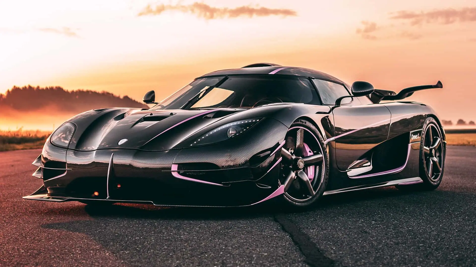 Koenigsegg One:1 all'asta, la prima megacar ha ben 1360 cavalli