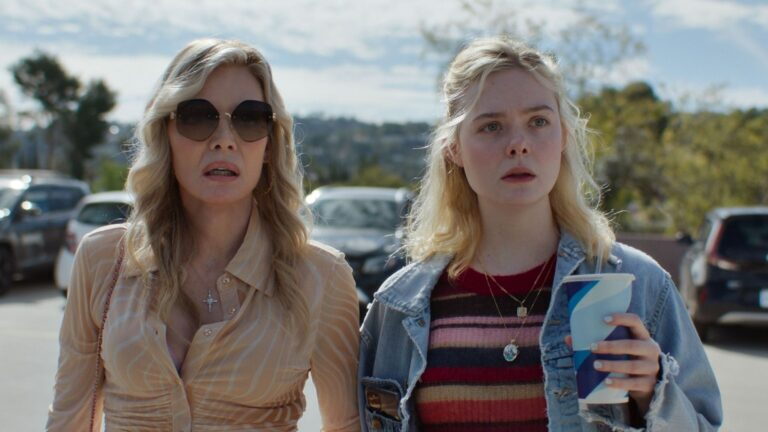 Margo ha problemi di soldi: la comedy con Pfeiffer conquista Apple TV+