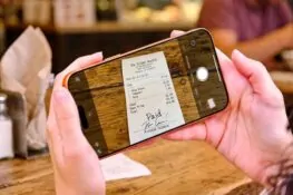 iPhone, dividere le spese con una foto: la novità di iOS 27