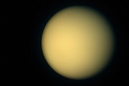 Titano, la luna di Saturno che potrebbe ospitare esseri umani