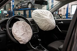 Revisione auto, gli airbag possono bloccare il veicolo