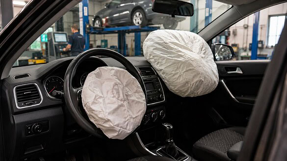 Revisione auto, gli airbag possono bloccare il veicolo