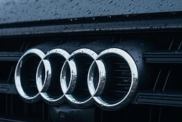 Audi, tornano i tasti fisici: addio al dominio del touch