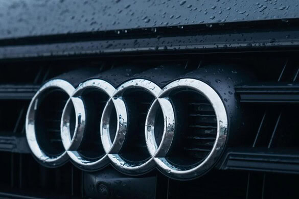 Audi, tornano i tasti fisici: addio al dominio del touch