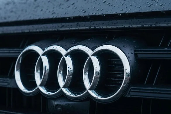 Audi, tornano i tasti fisici: addio al dominio del touch